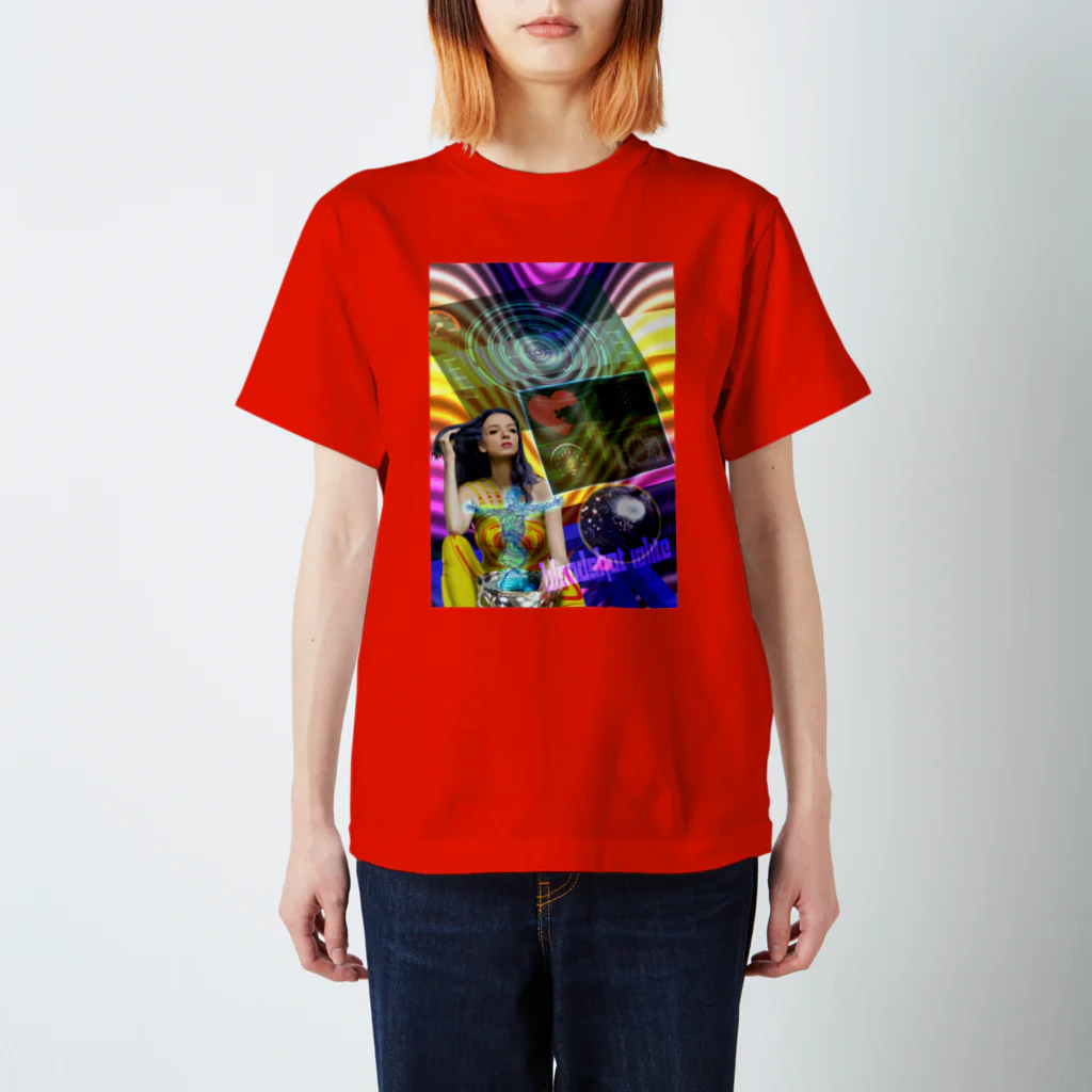 GECKO-SO-SINGのパワーストーン『ブラッドショットアイオライト』 Regular Fit T-Shirt