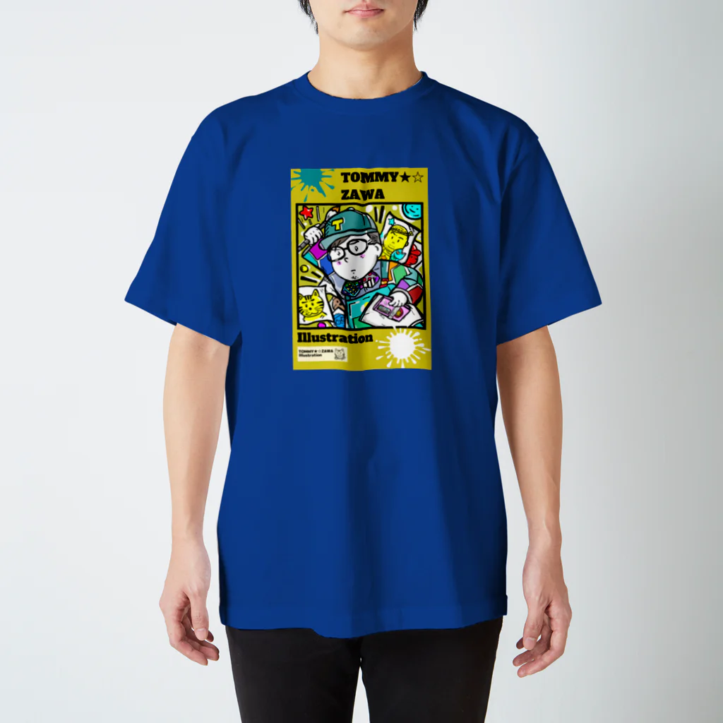 TOMMY★☆ZAWA　ILLUSTRATIONのロゴ。2021年。 Regular Fit T-Shirt