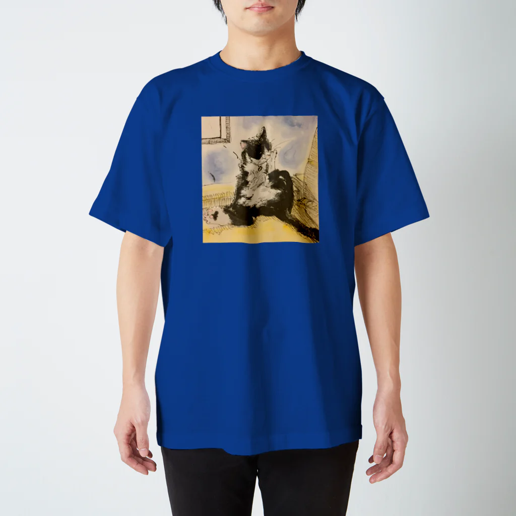 Yuki Yanoのねこにゃん、みことくん。足ガジガジ スタンダードTシャツ