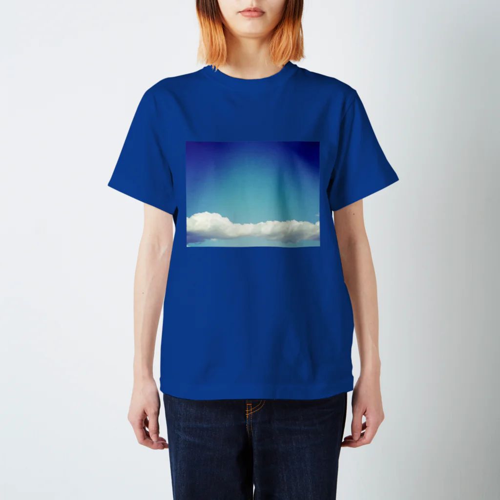 suiran の空色 Regular Fit T-Shirt