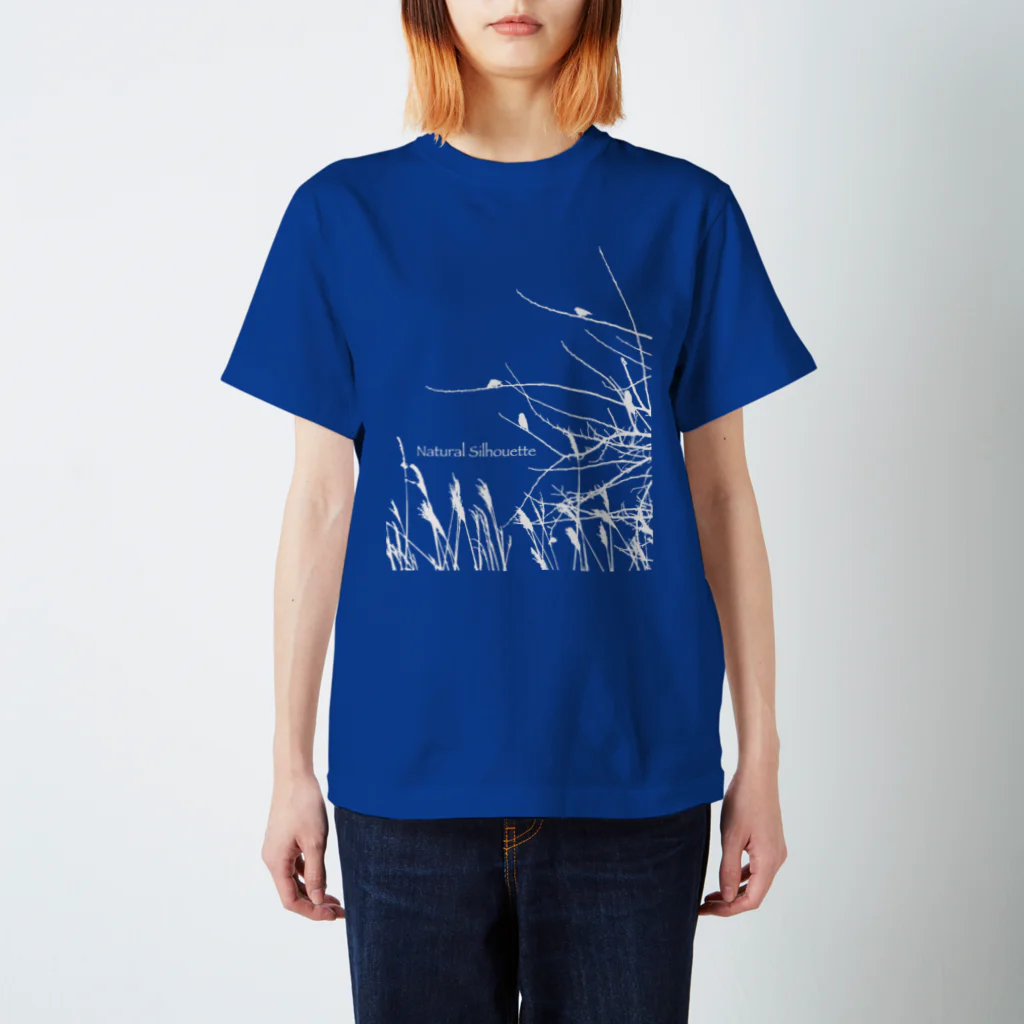 Natural silhouetteの小鳥たちのシルエット Regular Fit T-Shirt