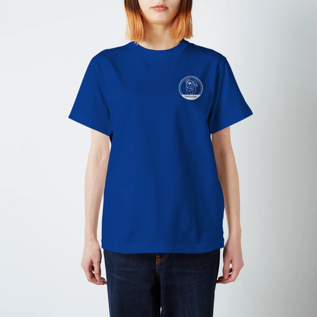 Chien de cirque サーカスの犬の 女王＆女王_ロゴ白 Regular Fit T-Shirt