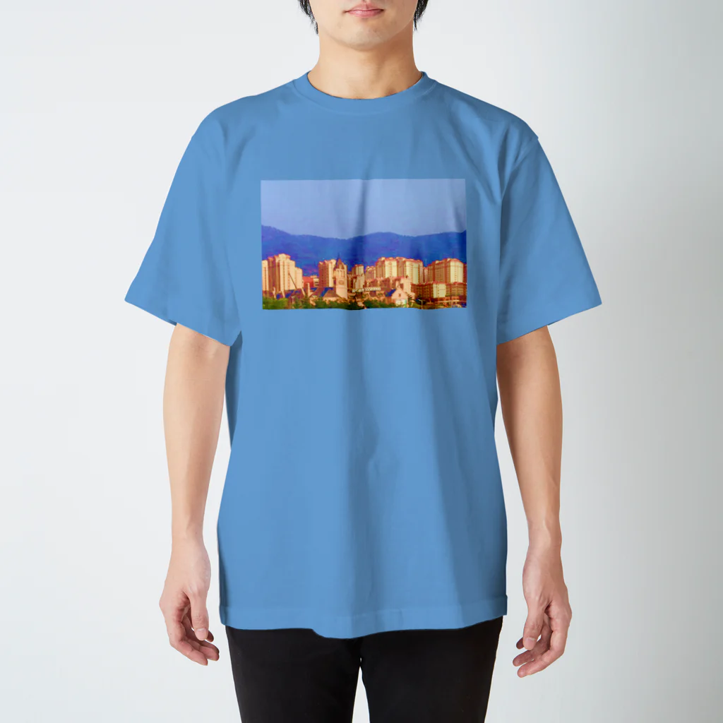 リンピアマニアのTOP OF THE CITY Regular Fit T-Shirt