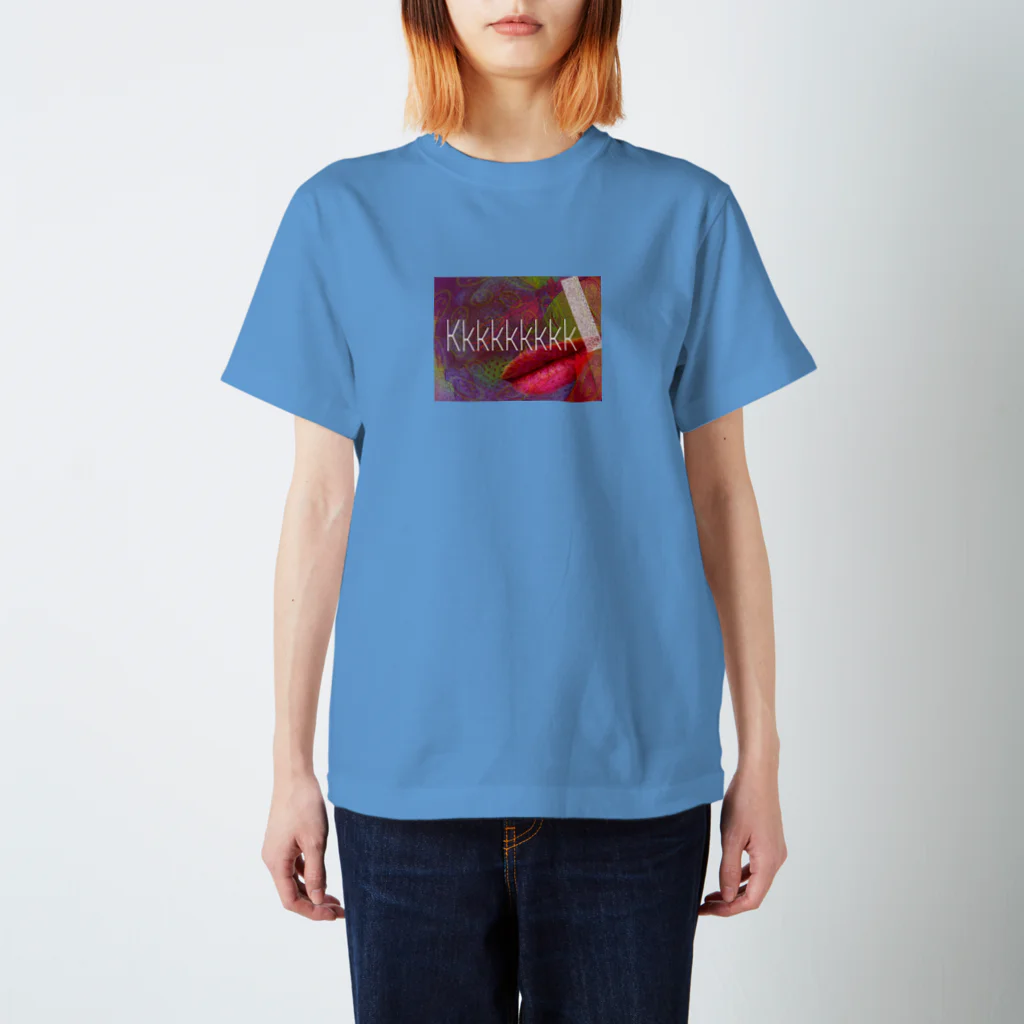 だまちゃんの生きてる世界のK Regular Fit T-Shirt