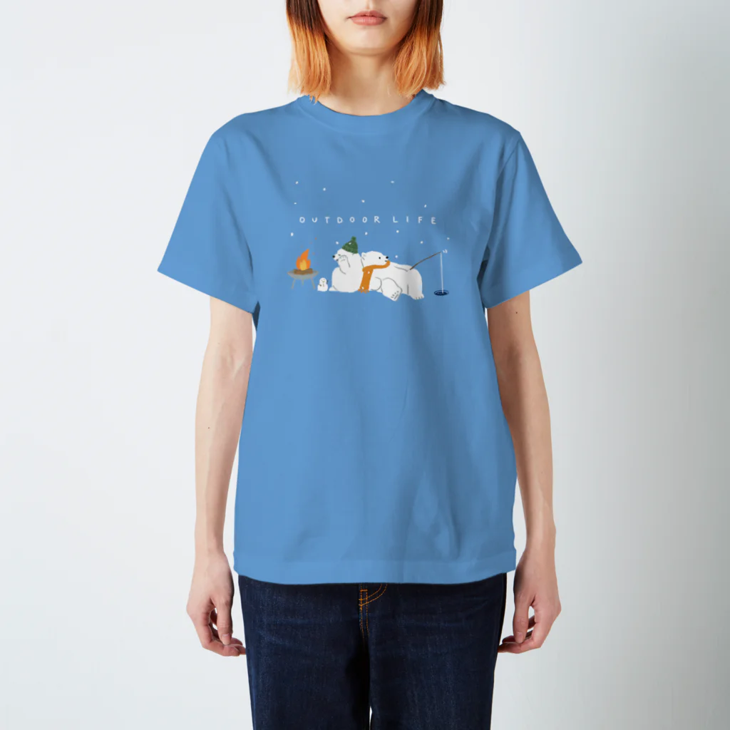 kiki25のアウトドアライフを満喫する白くま(冬) Regular Fit T-Shirt