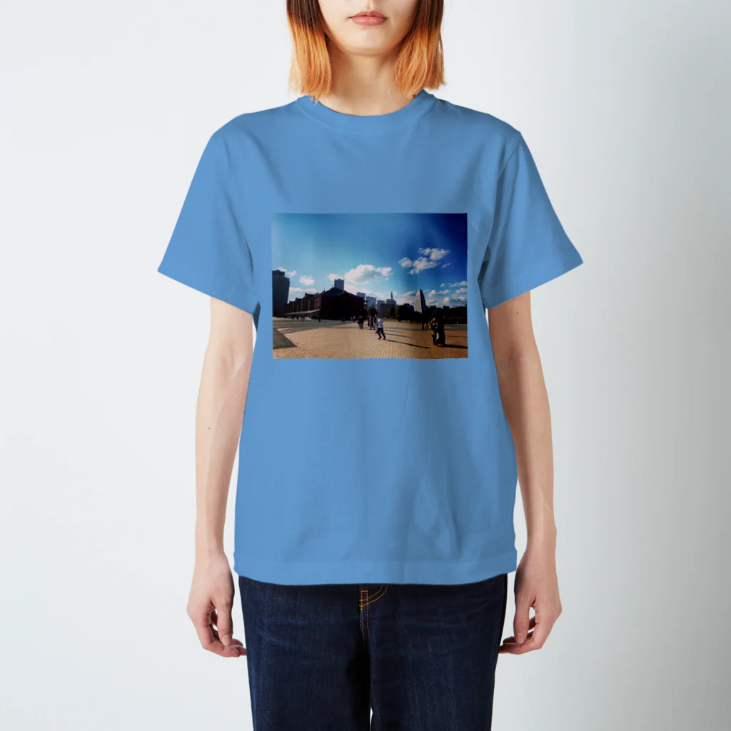 Littleきゃんぷサイトの横浜スナップくん Regular Fit T-Shirt