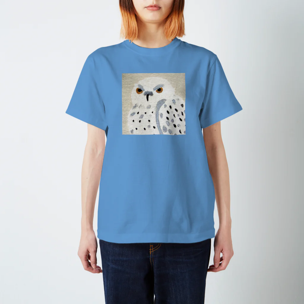 suzuejyaの白フクロウくりん Regular Fit T-Shirt