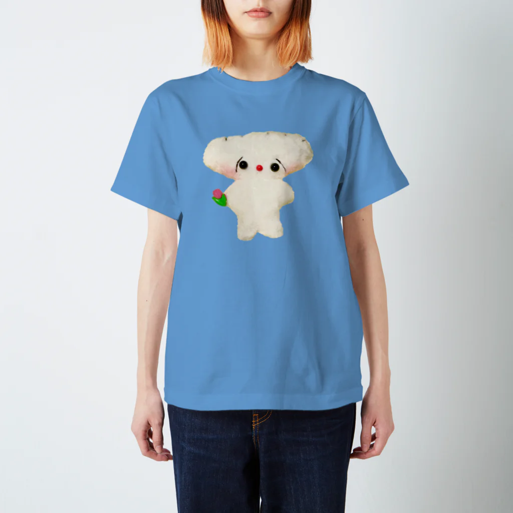 🌈キクチンのおみせやさん🌈のチューリップを持ったぎょーさわくん スタンダードTシャツ