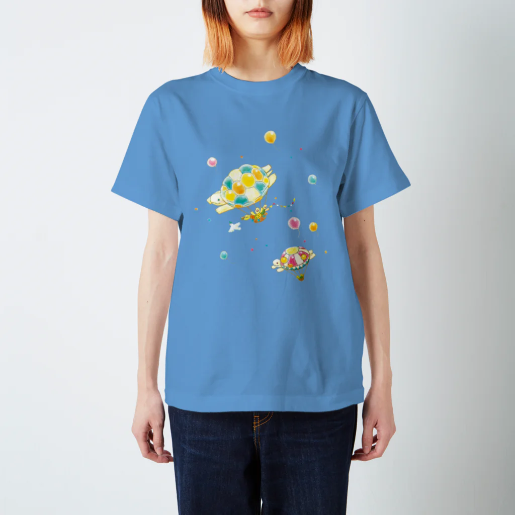 めろんぽっぷのお店だよのカメさん気球にのって♪　 スタンダードTシャツ