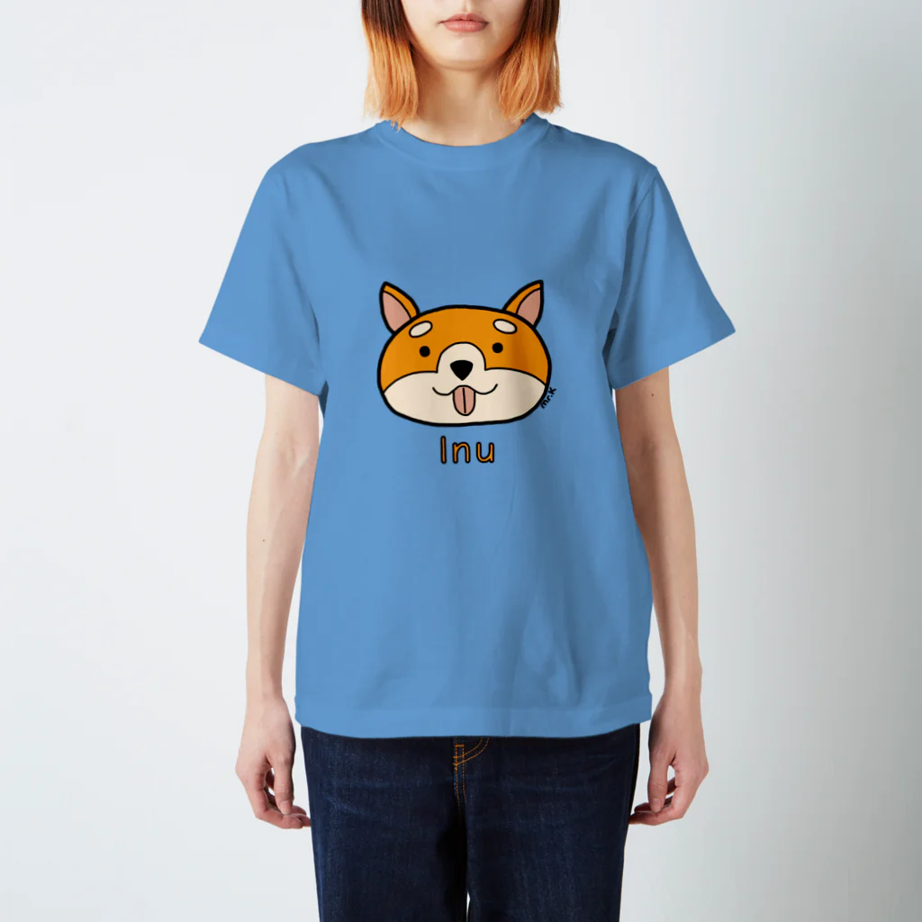 MrKShirtsのInu (犬) 色デザイン Regular Fit T-Shirt