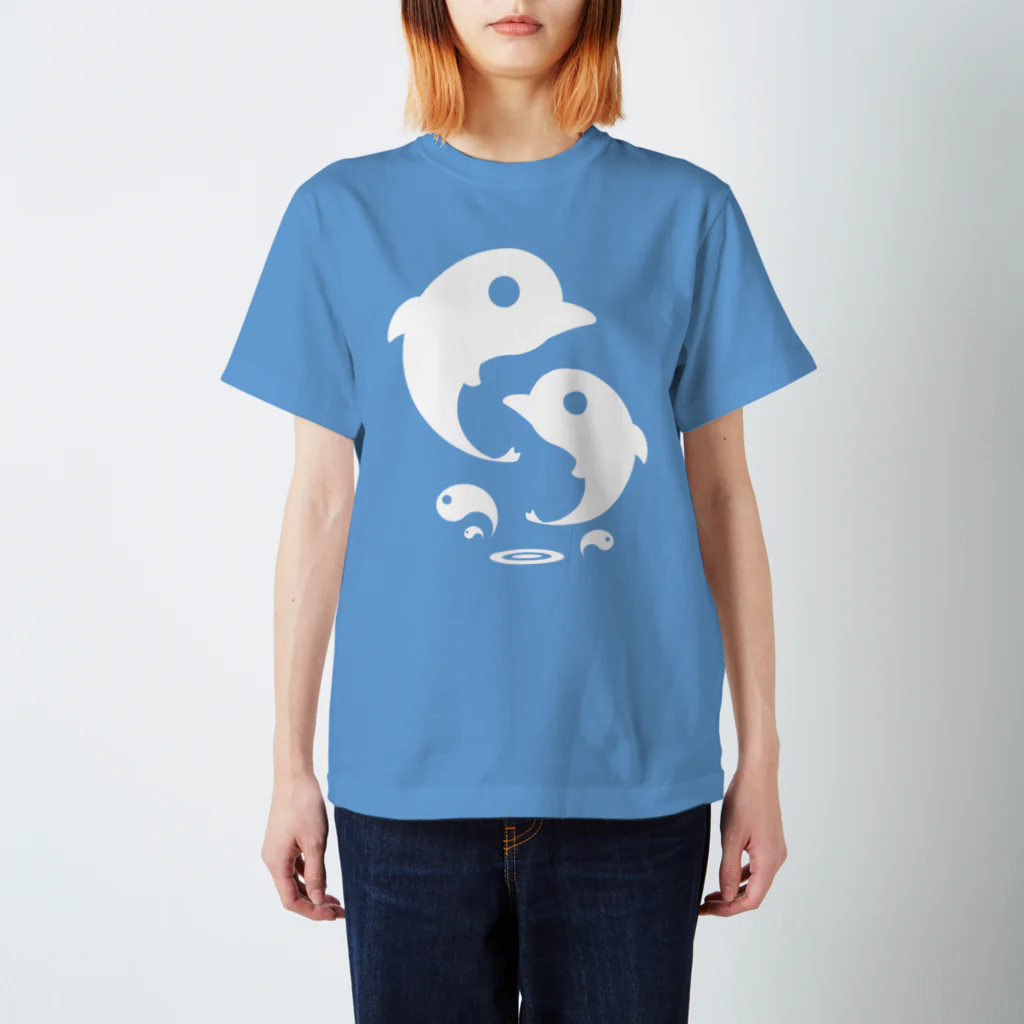 LIGHT HOUSE with DOLPHINのマガタマイルカ(ジャンプ)・白 Regular Fit T-Shirt