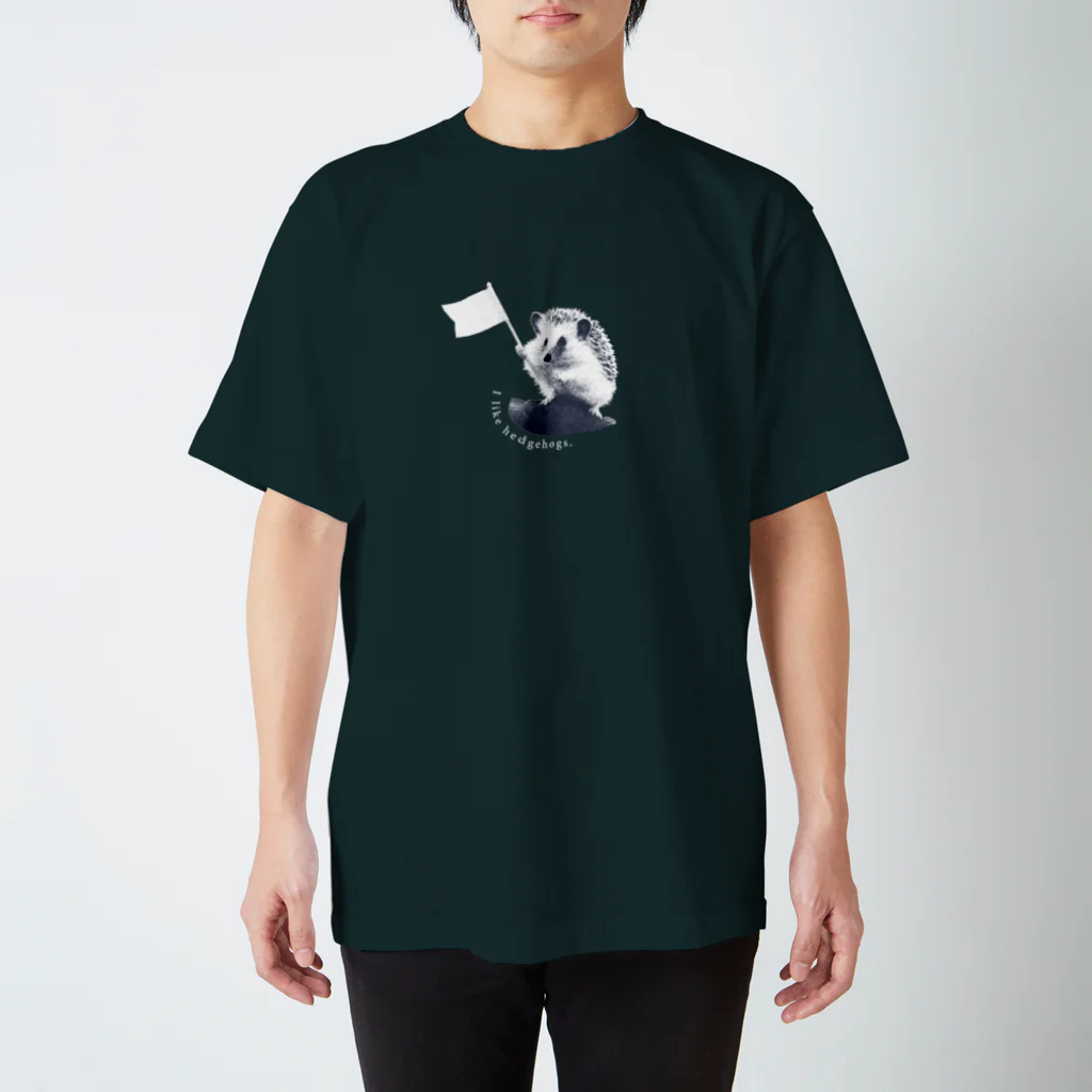 はりねずみ★ふぁくとりーの旗を持ったハリネズミ スタンダードTシャツ