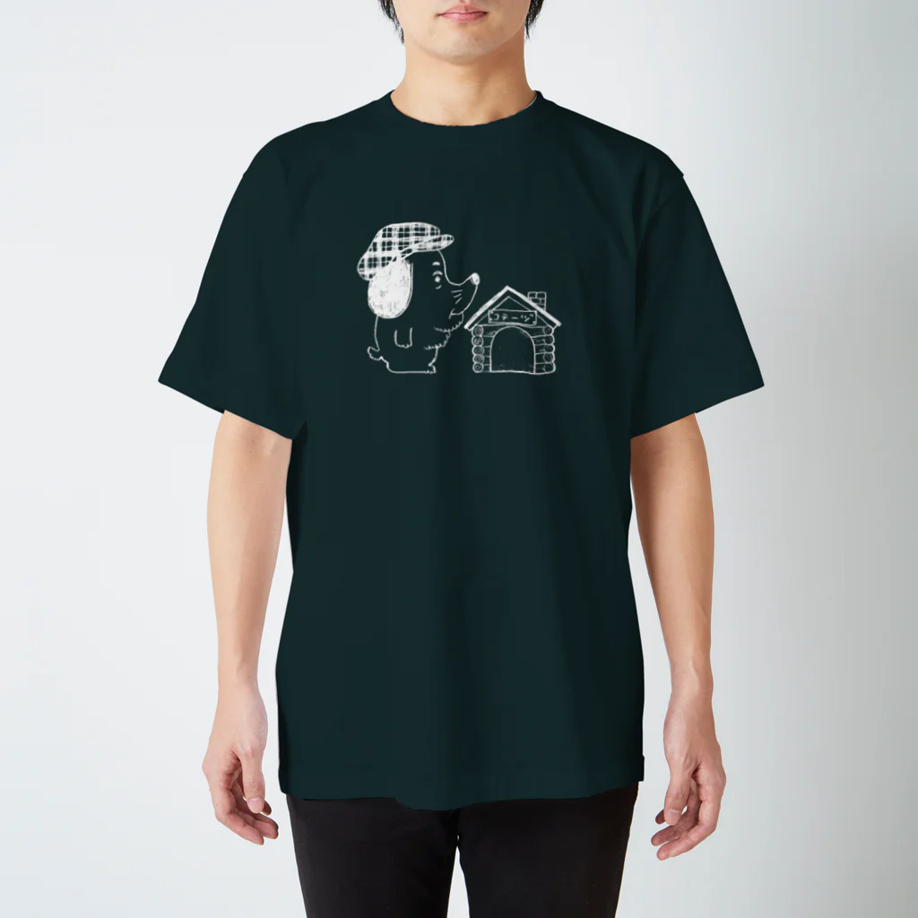 I11ustrationの犬小屋の経営者（しろせん） スタンダードTシャツ