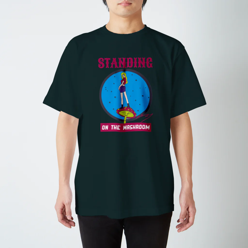 ZAZY official shopのキノコの上に立てるやつ スタンダードTシャツ