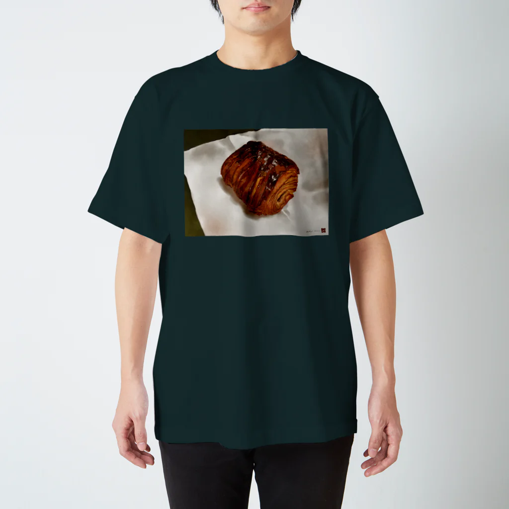 詠美びゃく夜 shopのchocolatine Regular Fit T-Shirt