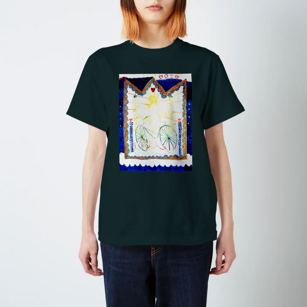 きたのかんむりのねむらない Regular Fit T-Shirt