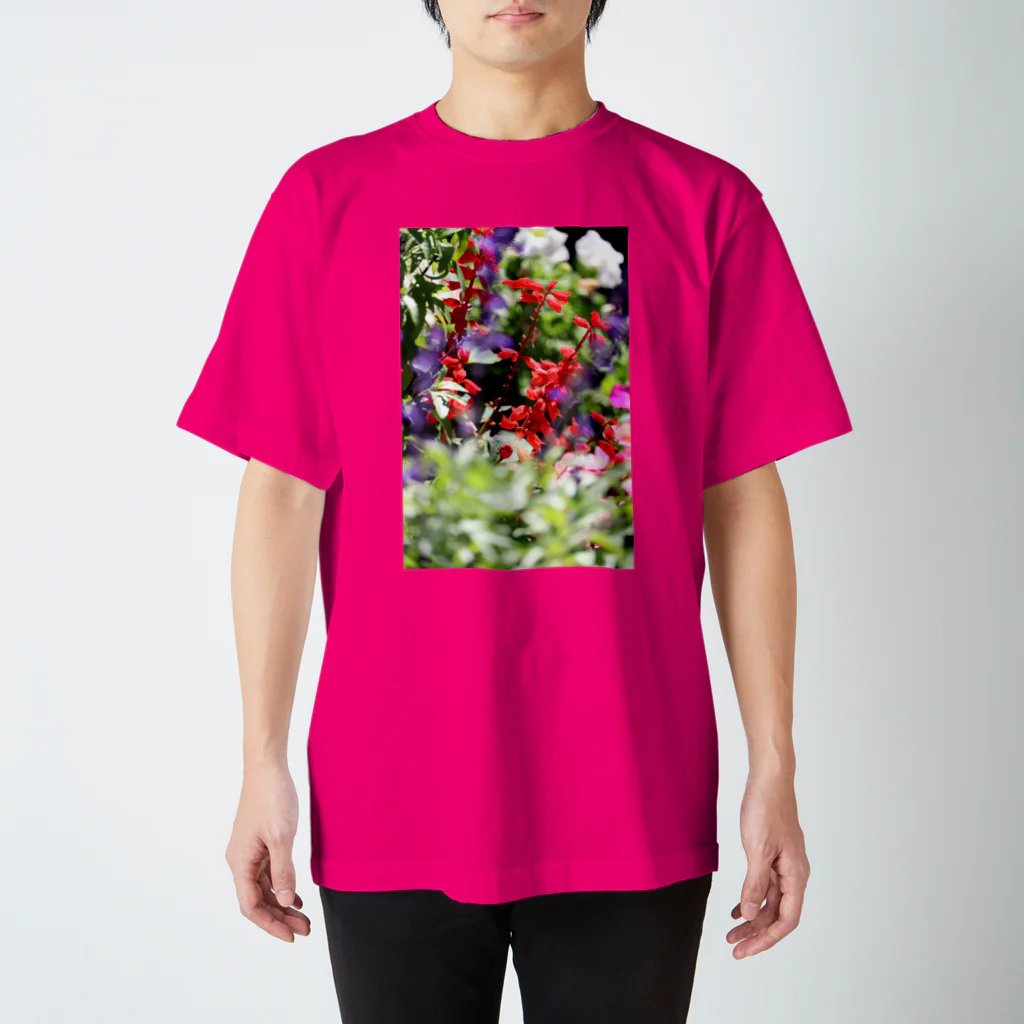 RAKUENのサルビアさん♥ Regular Fit T-Shirt