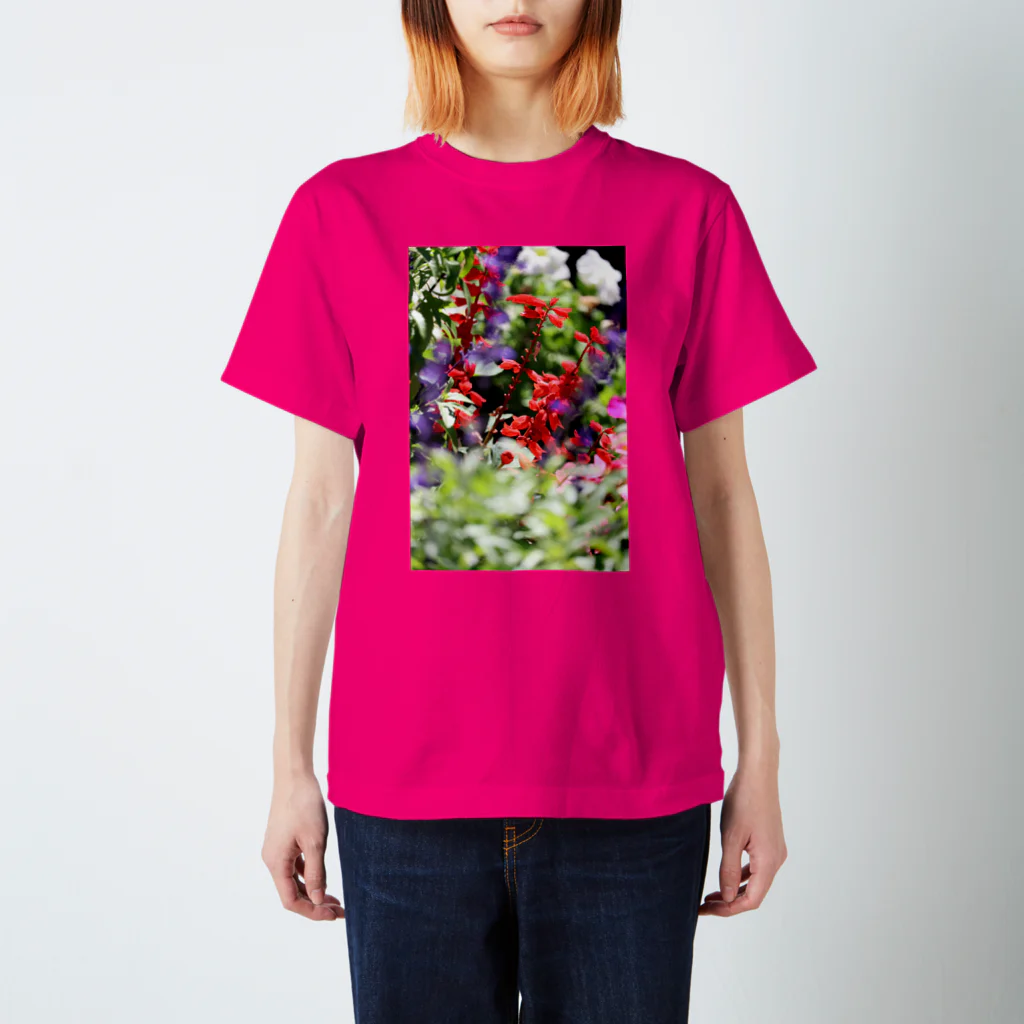 RAKUENのサルビアさん♥ Regular Fit T-Shirt