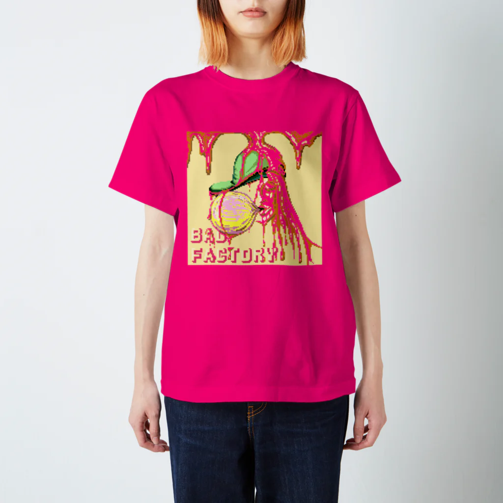 BAD FACTORYのINVISIBLE LADY スタンダードTシャツ