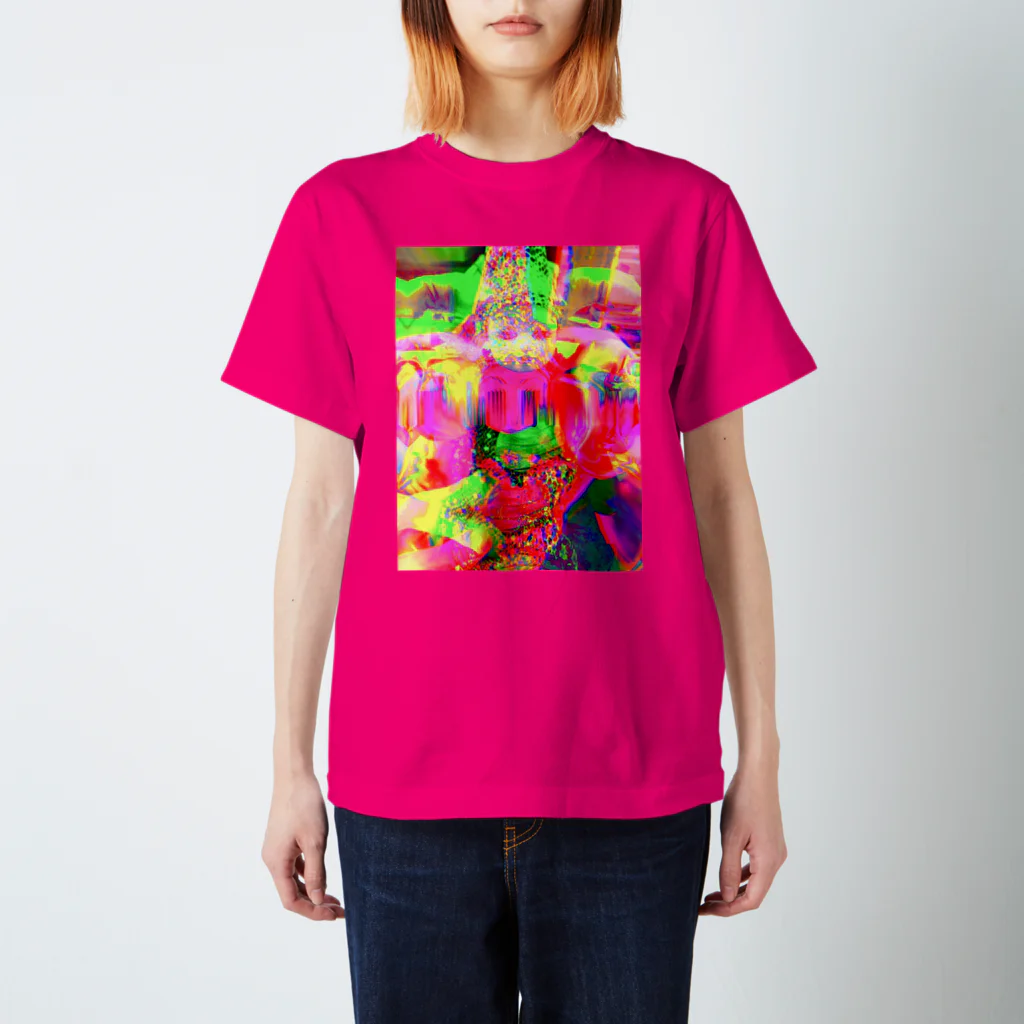 egg Artworks & the cocaine's pixの₵∅€Å|η≠￠₶₳η℘ Regular Fit T-Shirt