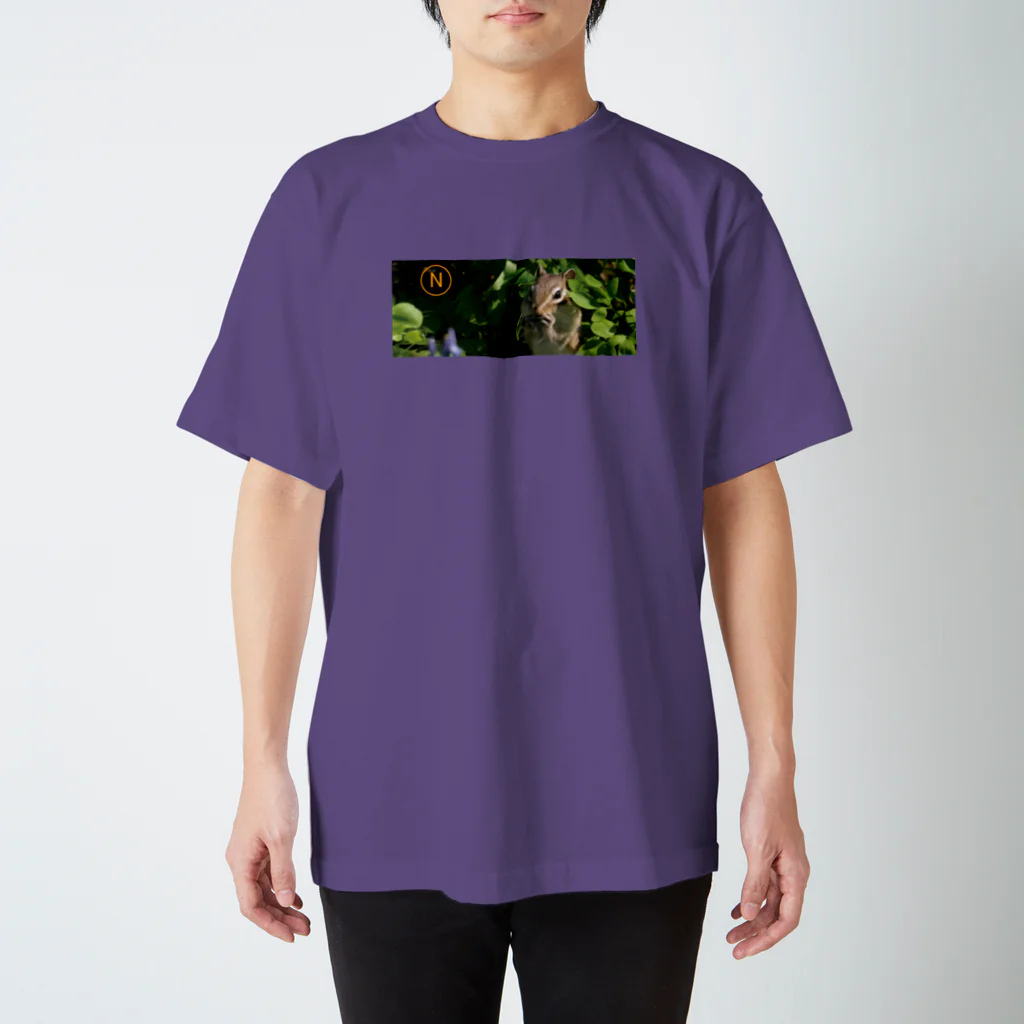 【リスの店】動物を好きな全ての人が豊な人生を送るための雑貨屋◆にこらびの【サロベツのエゾシマリス】もっともっと笑顔輝く Regular Fit T-Shirt