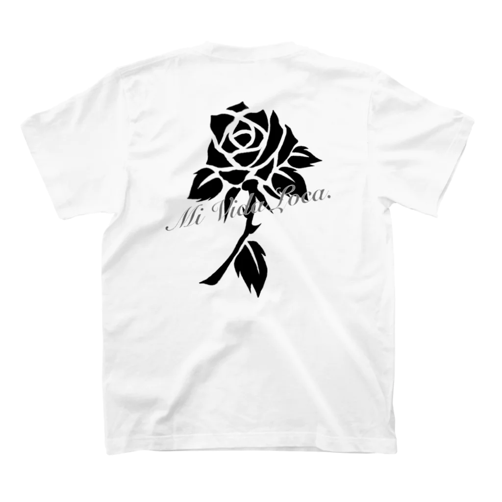 Mi Vida Loca.のMi Vida Loca.【黒薔薇】 Regular Fit T-Shirtの裏面