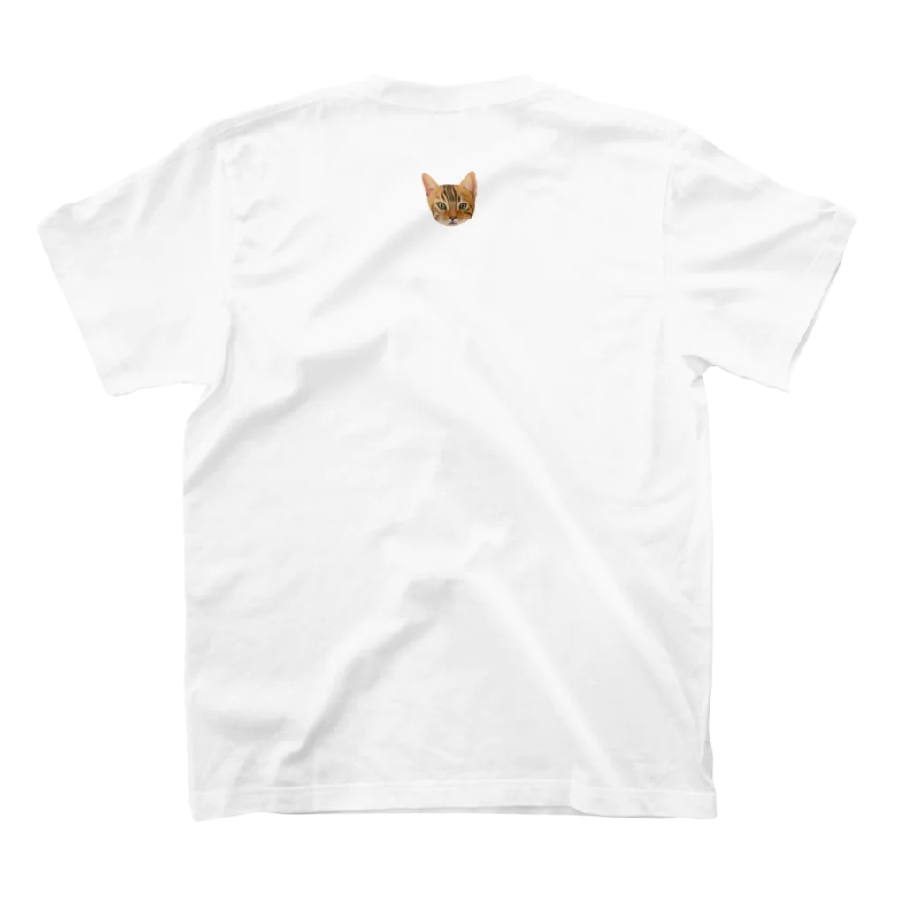 utouch_の猫【顔】 Regular Fit T-Shirtの裏面