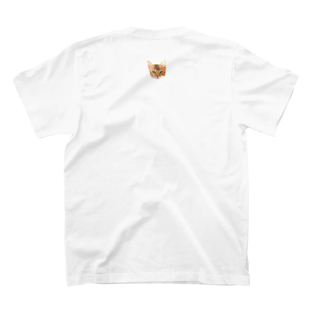 utouch_のネコ【顔】 Regular Fit T-Shirtの裏面