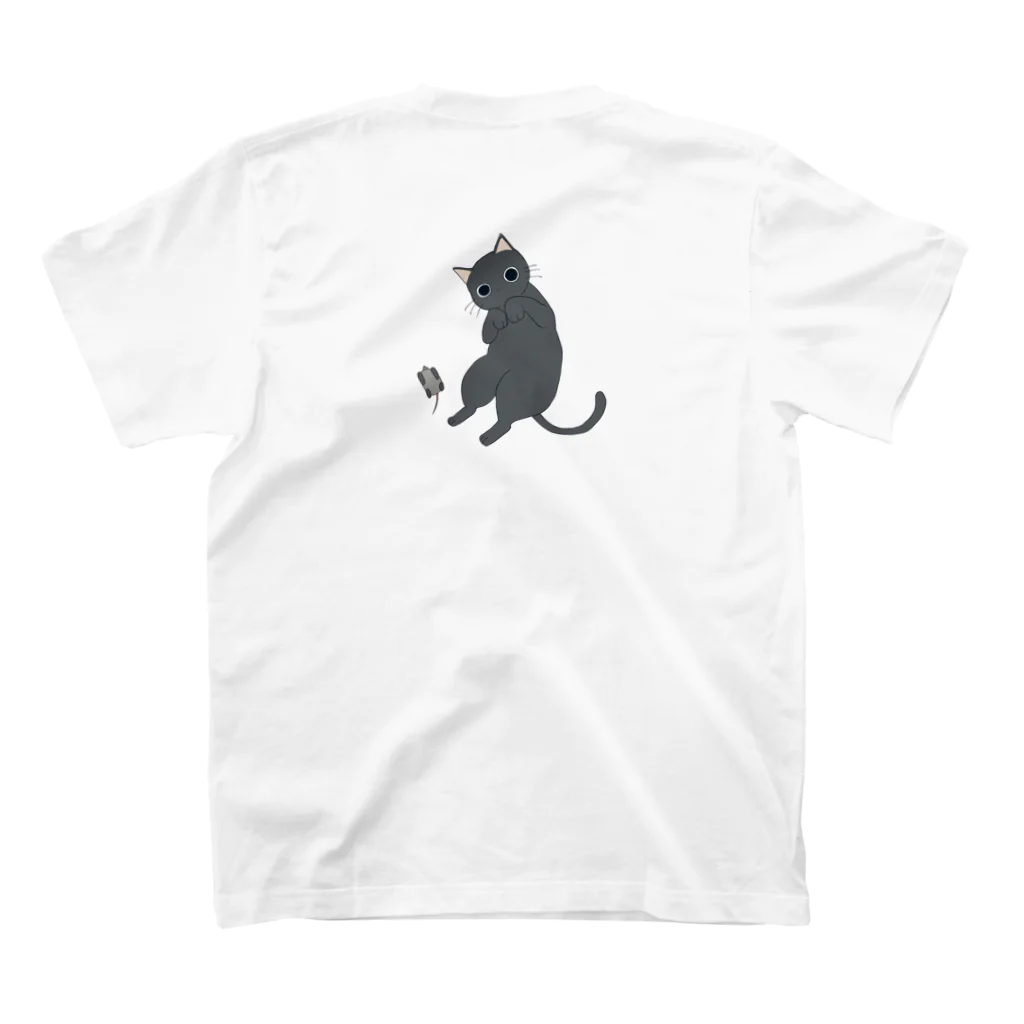 ゆるい世界のおもちゃに夢中な猫 スタンダードTシャツの裏面