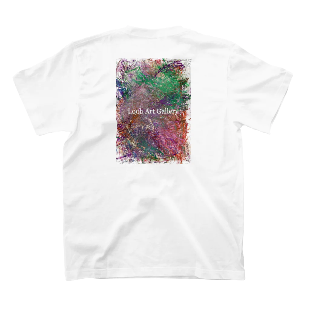 Loob Art Galleryのクリリン春 Regular Fit T-Shirtの裏面