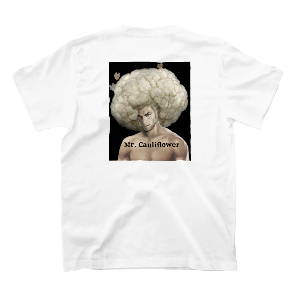 おやさい妖精さんの お店🌱のカリフラワー先生　バックプリント Regular Fit T-Shirtの裏面
