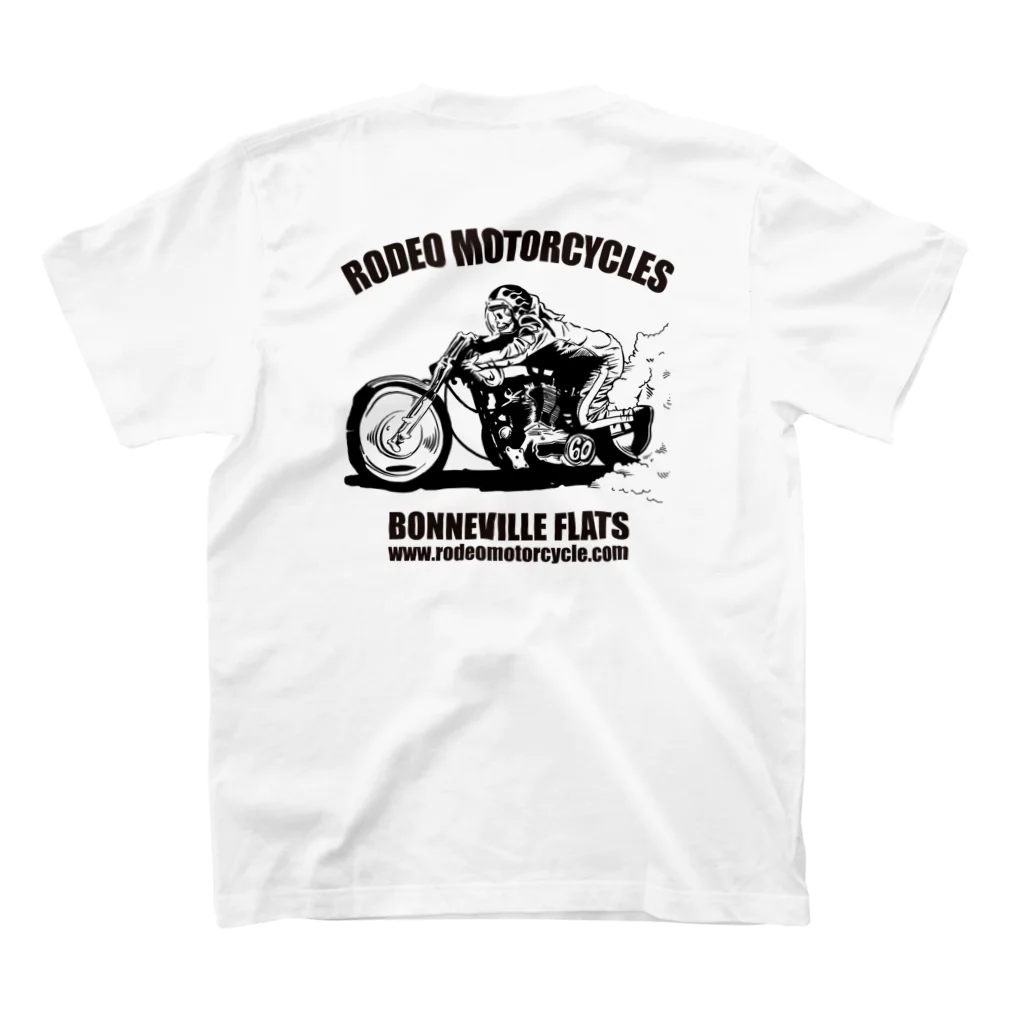RODEO MOTORCYCLEのロデオ モーターサイクルのオフィシャルグッズ (Bonneville Flats) Regular Fit T-Shirtの裏面