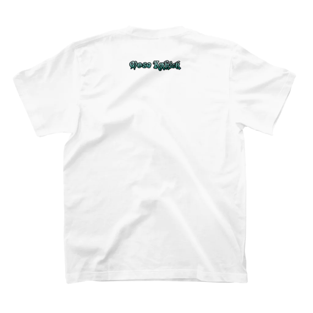 MesoKrkickのMesoKrkickロゴ Regular Fit T-Shirtの裏面