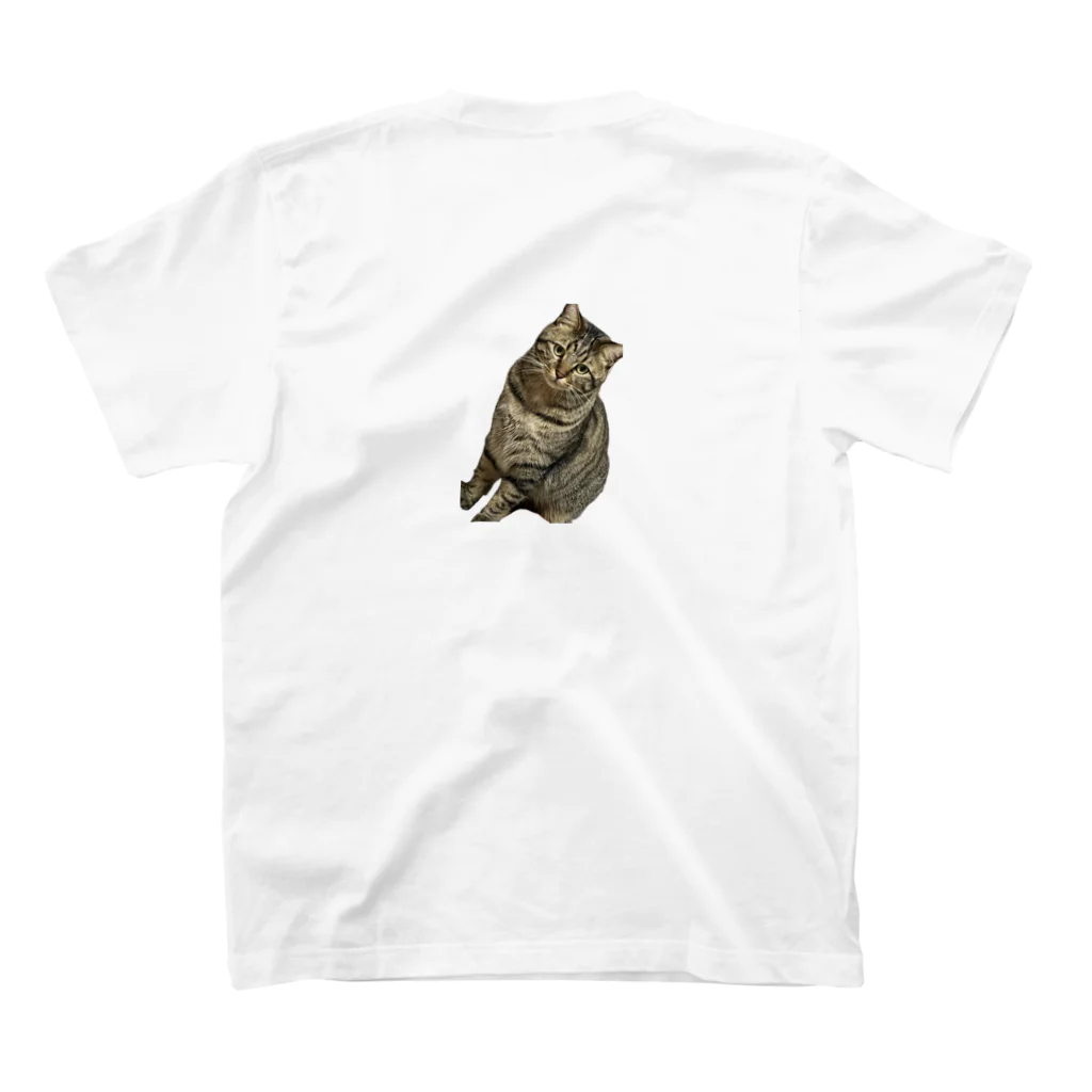 猫好きフリーターのキジトラふくよか猫 スタンダードTシャツの裏面