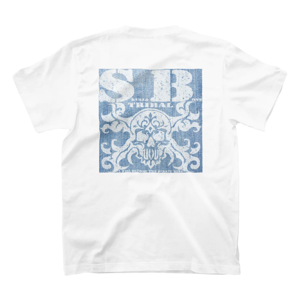 Ａ’ｚｗｏｒｋＳのSKULL&BONE TRIBAL GRUNGE WHT ON DENIM スタンダードTシャツの裏面