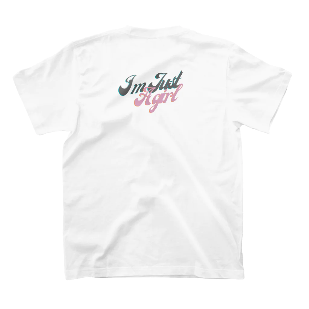 Mellow-Skyのただのコーヒー好きな女の子 Regular Fit T-Shirtの裏面