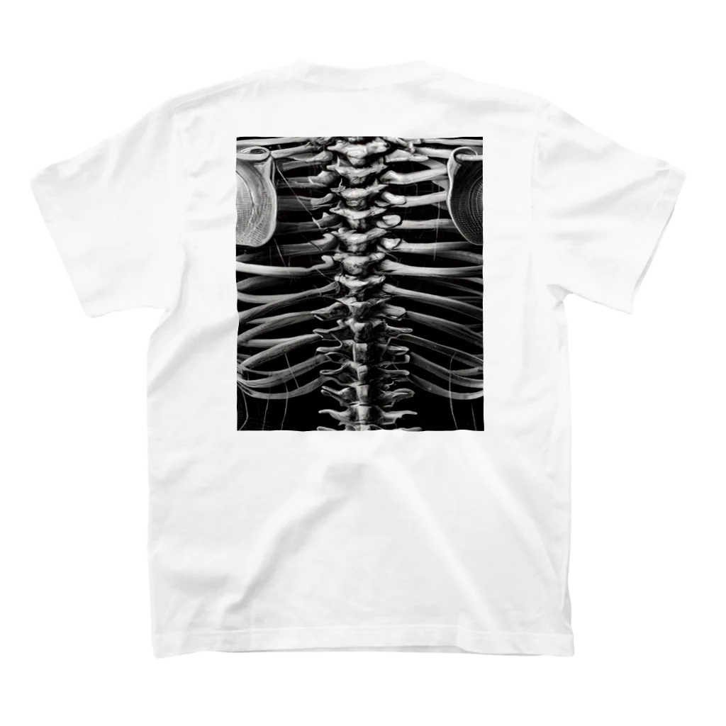 Haruのスケルトン・ビジョン Regular Fit T-Shirtの裏面