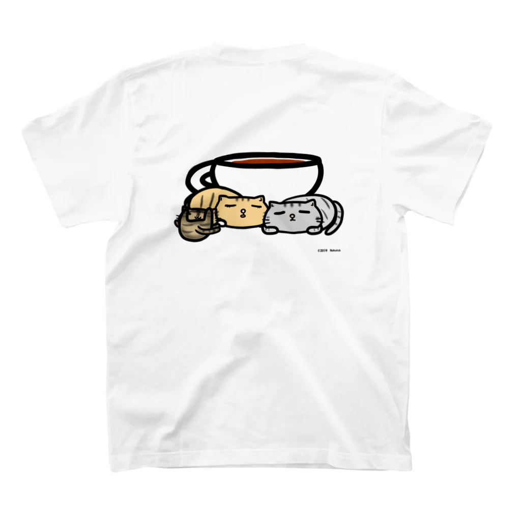のびネコねこハウスSHOPの【ねこカフェの店員さん】おひるねティー Regular Fit T-Shirtの裏面