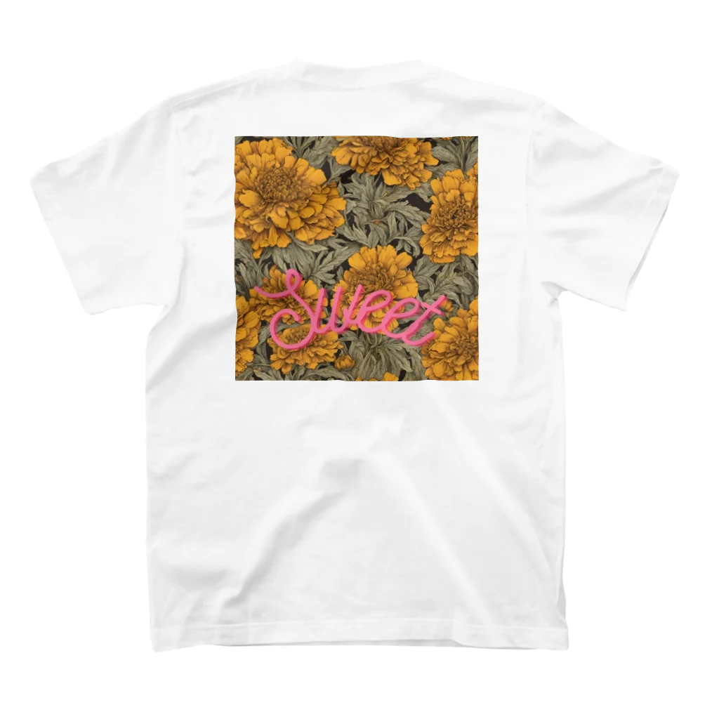 HONOのマリーゴールドの花 Regular Fit T-Shirtの裏面