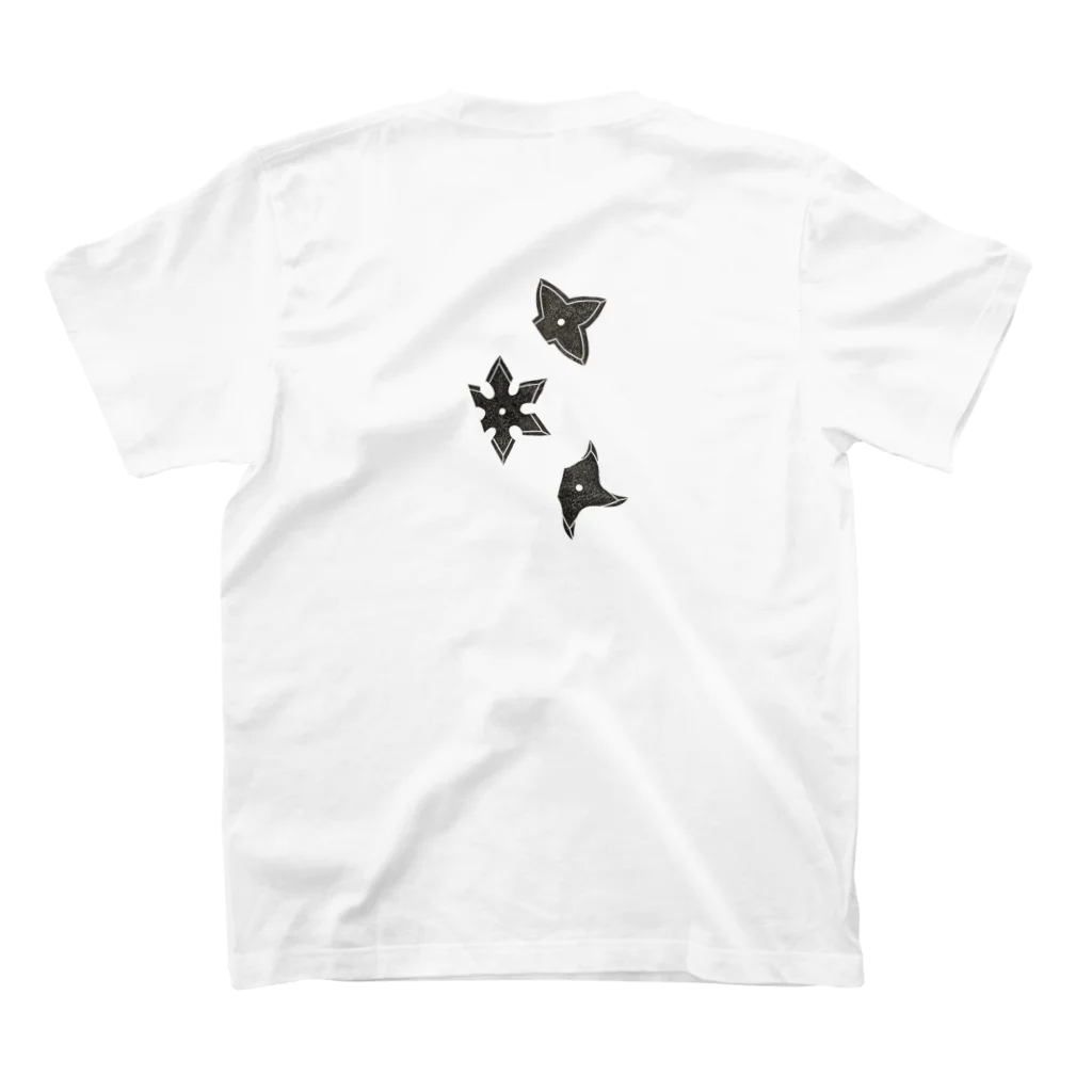 omochi_stampの手裏剣バックアタック Regular Fit T-Shirtの裏面