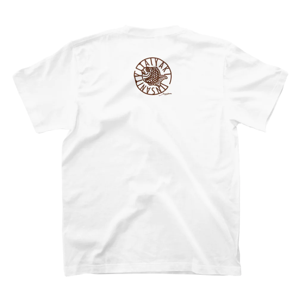 TAIYAKI INSANITYの青海波紋たい焼き　クロシロ Regular Fit T-Shirtの裏面