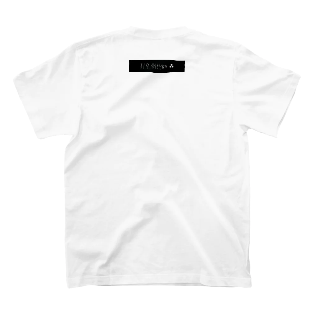 IO-DESIGNのお姫様シリーズ［自意識の喪失］ Regular Fit T-Shirtの裏面