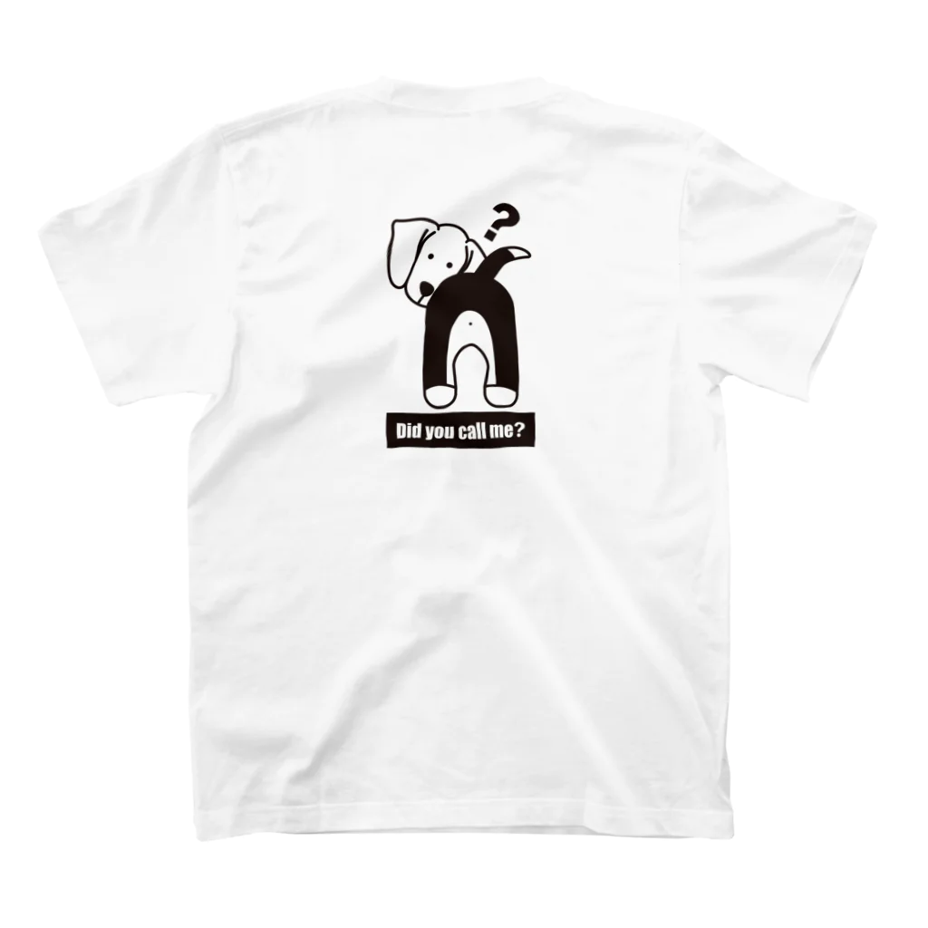 イラストカフェ（ビーグル）のI"m a beagle person Regular Fit T-Shirtの裏面