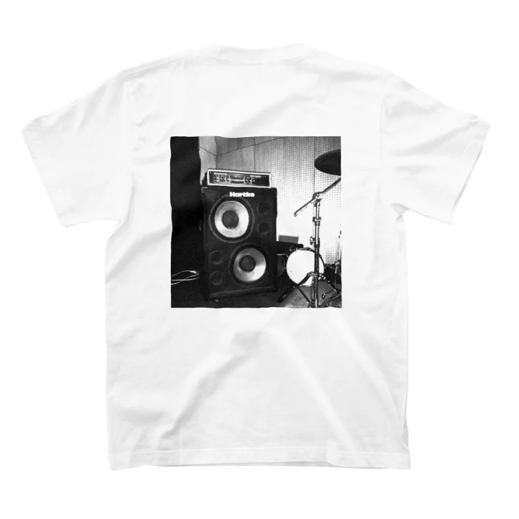 タケダサキのbass amp Regular Fit T-Shirtの裏面