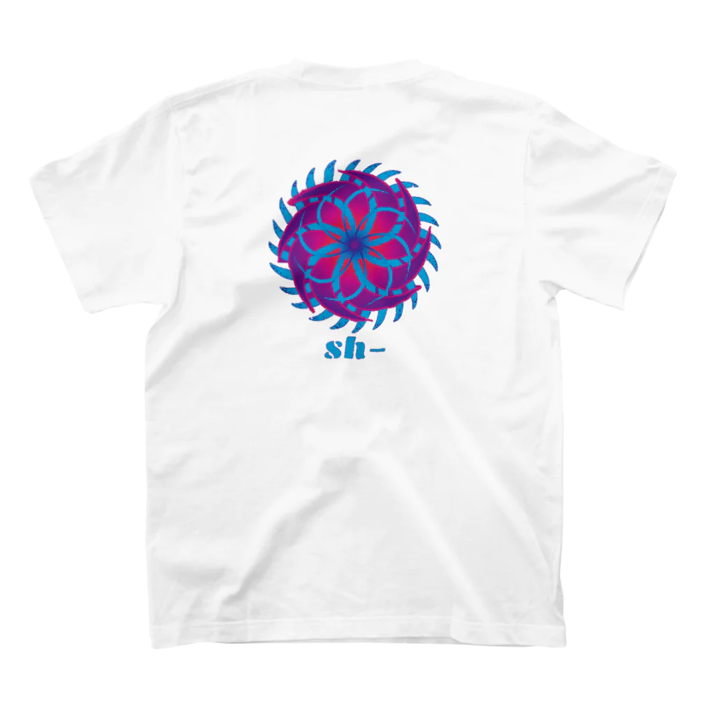 SH-のSwirl スタンダードTシャツの裏面