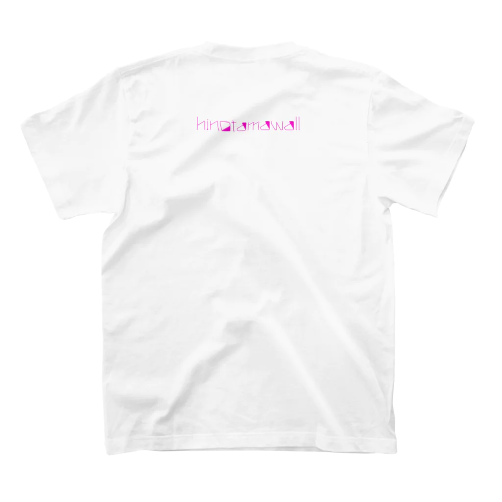 hinotamawallのFire Works pink Regular Fit T-Shirtの裏面