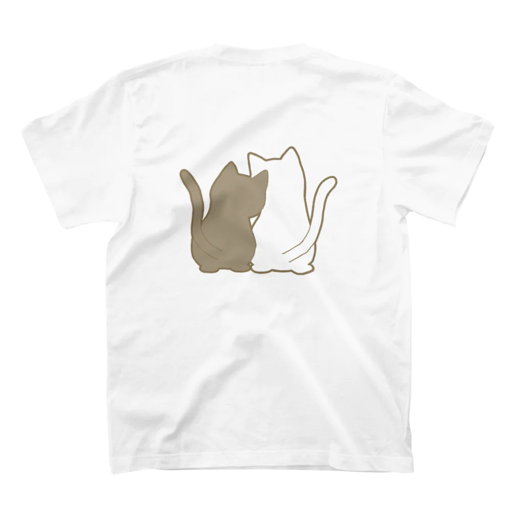 かわいいもののおみせ　いそぎんちゃくの表裏印刷　仲良し猫　黒&白 Regular Fit T-Shirtの裏面
