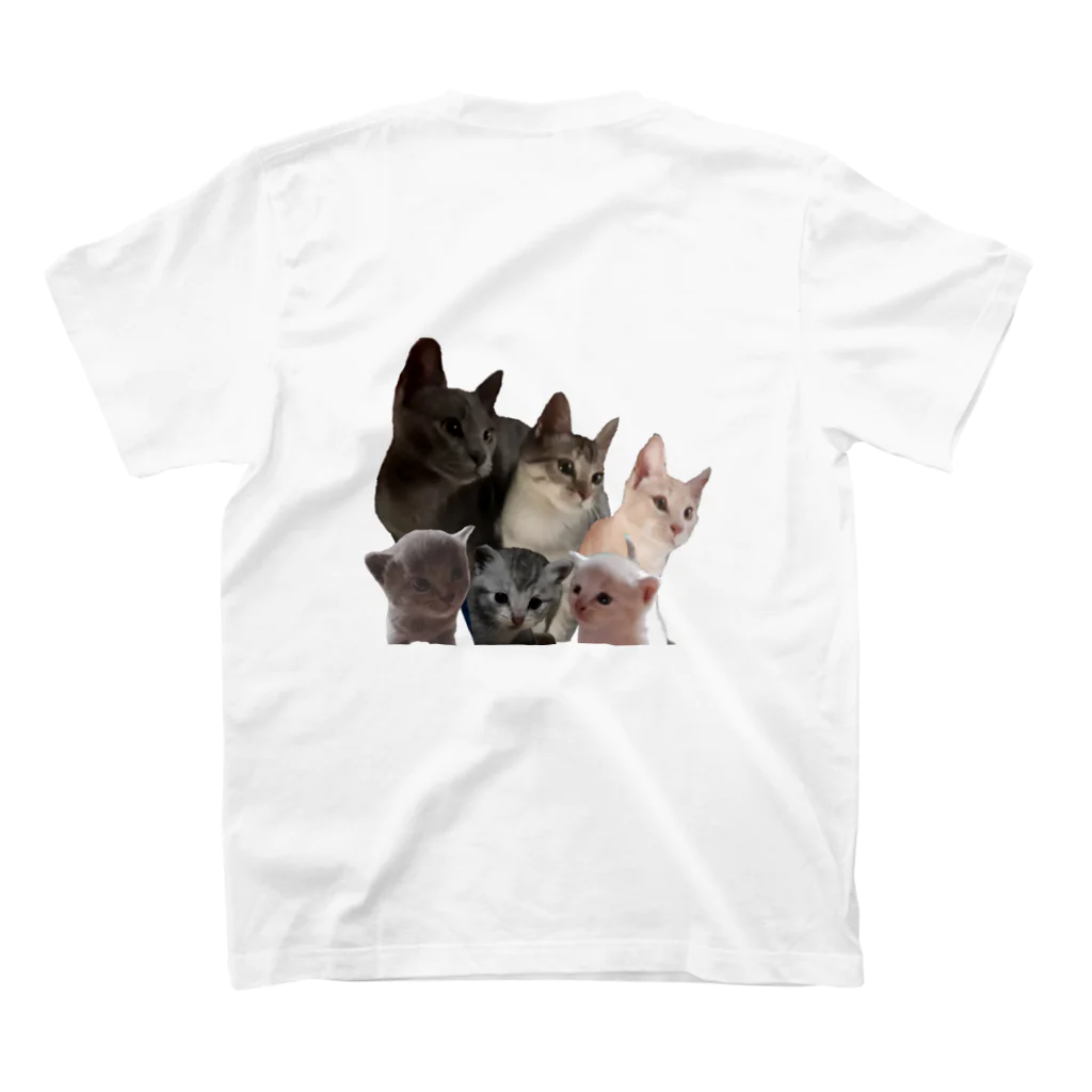 mmcの成長猫😺 スタンダードTシャツの裏面