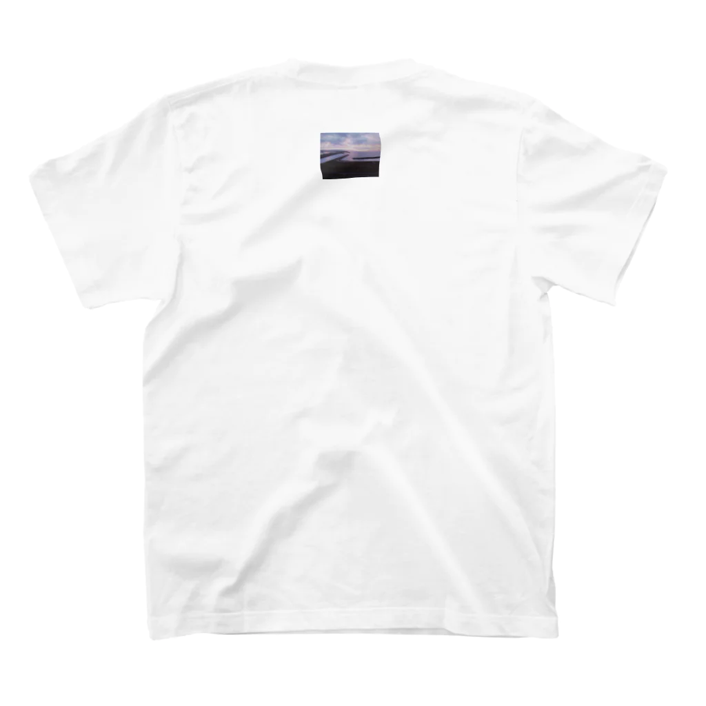 27歳の旅写真の富山県氷見市 Regular Fit T-Shirtの裏面