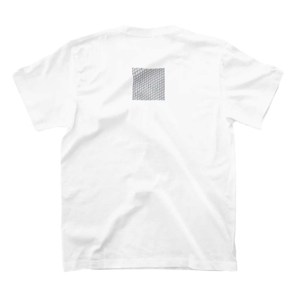 mamekoneedleworkの厄除刺し子柄　KAGOME Regular Fit T-Shirtの裏面